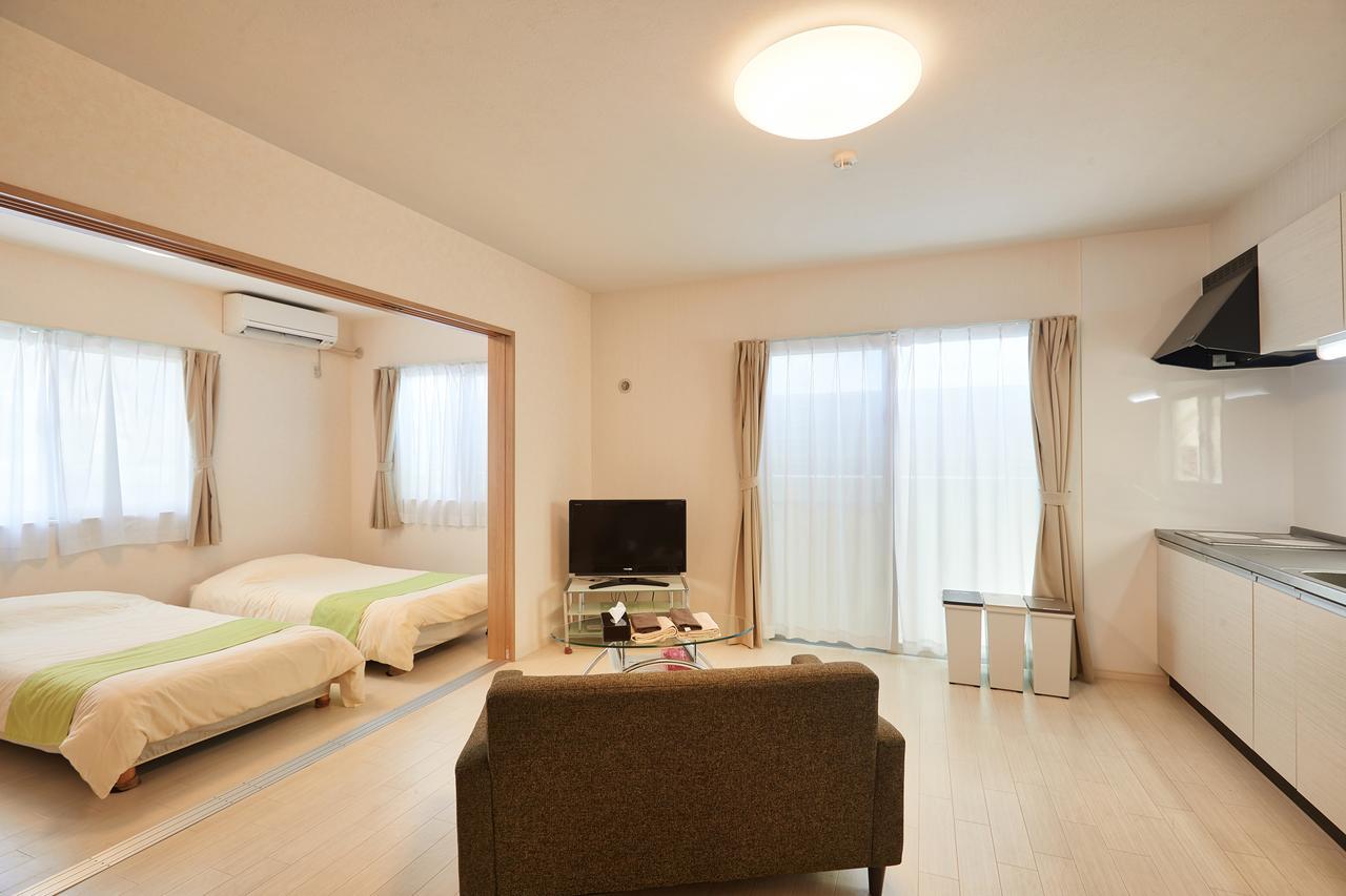 Appartamento Rainbow Terrace Ginowan Esterno foto